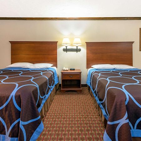 Super 8 By Wyndham Enid Otel Dış mekan fotoğraf