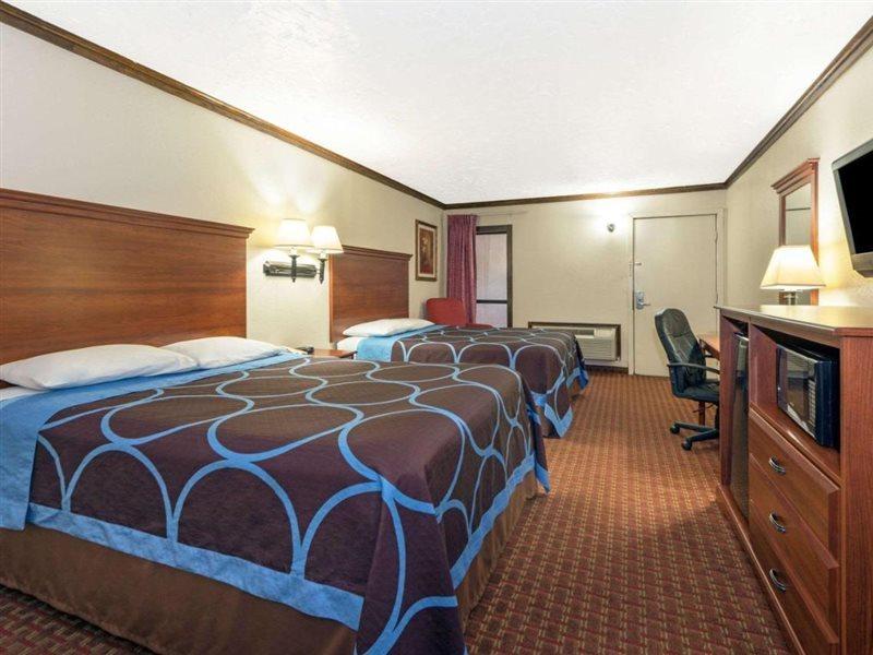 Super 8 By Wyndham Enid Otel Dış mekan fotoğraf