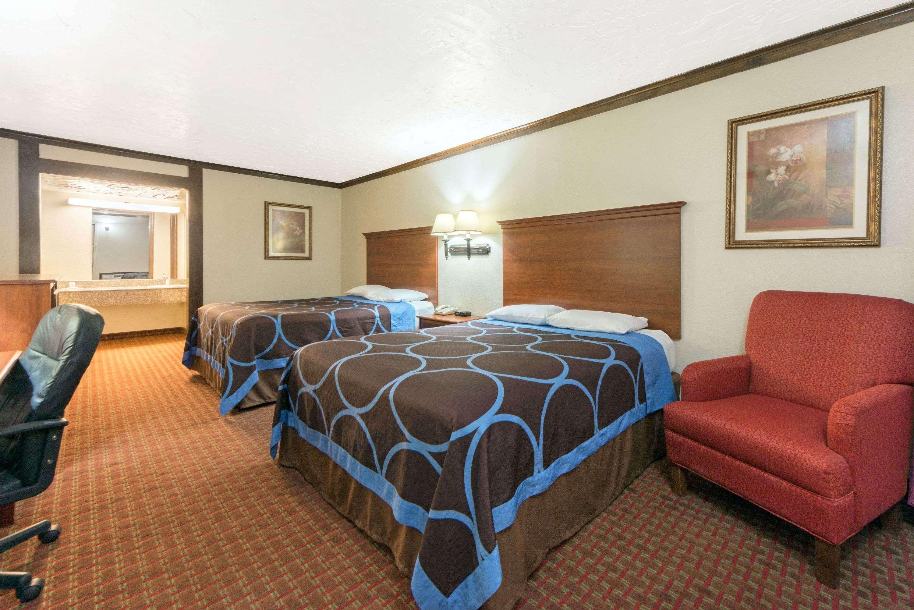 Super 8 By Wyndham Enid Otel Dış mekan fotoğraf
