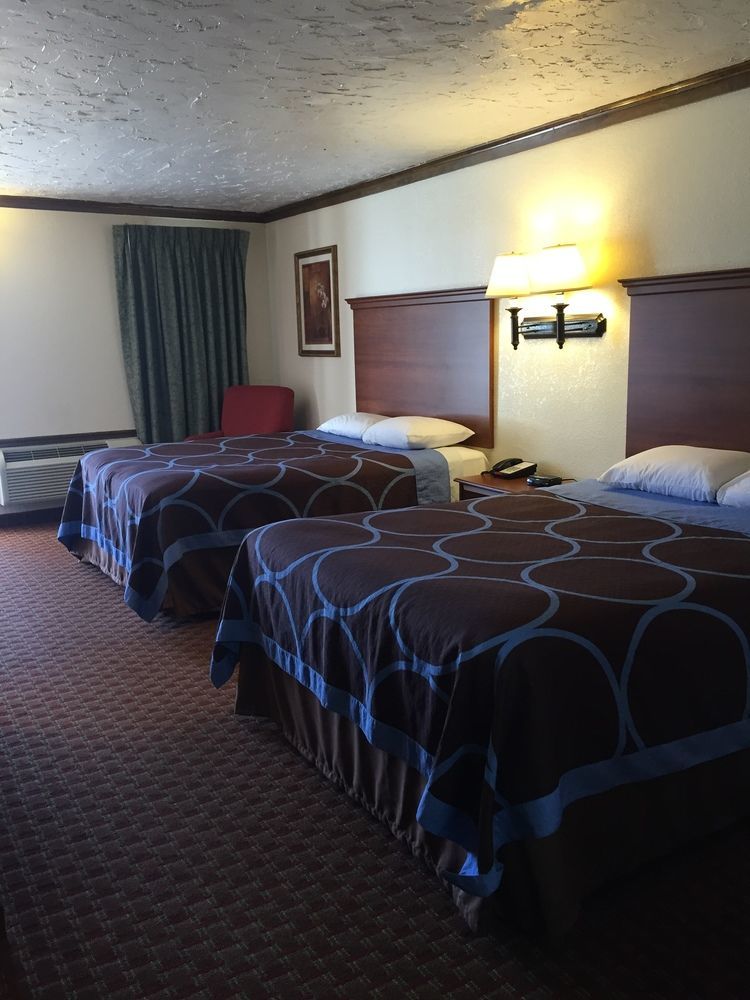 Super 8 By Wyndham Enid Otel Dış mekan fotoğraf